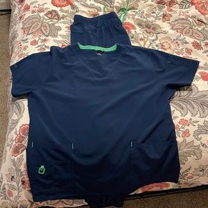 Carhartt Scrub set